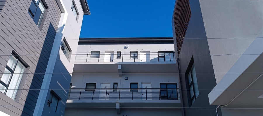 2 Bedroom Property for Sale in Table View Western Cape